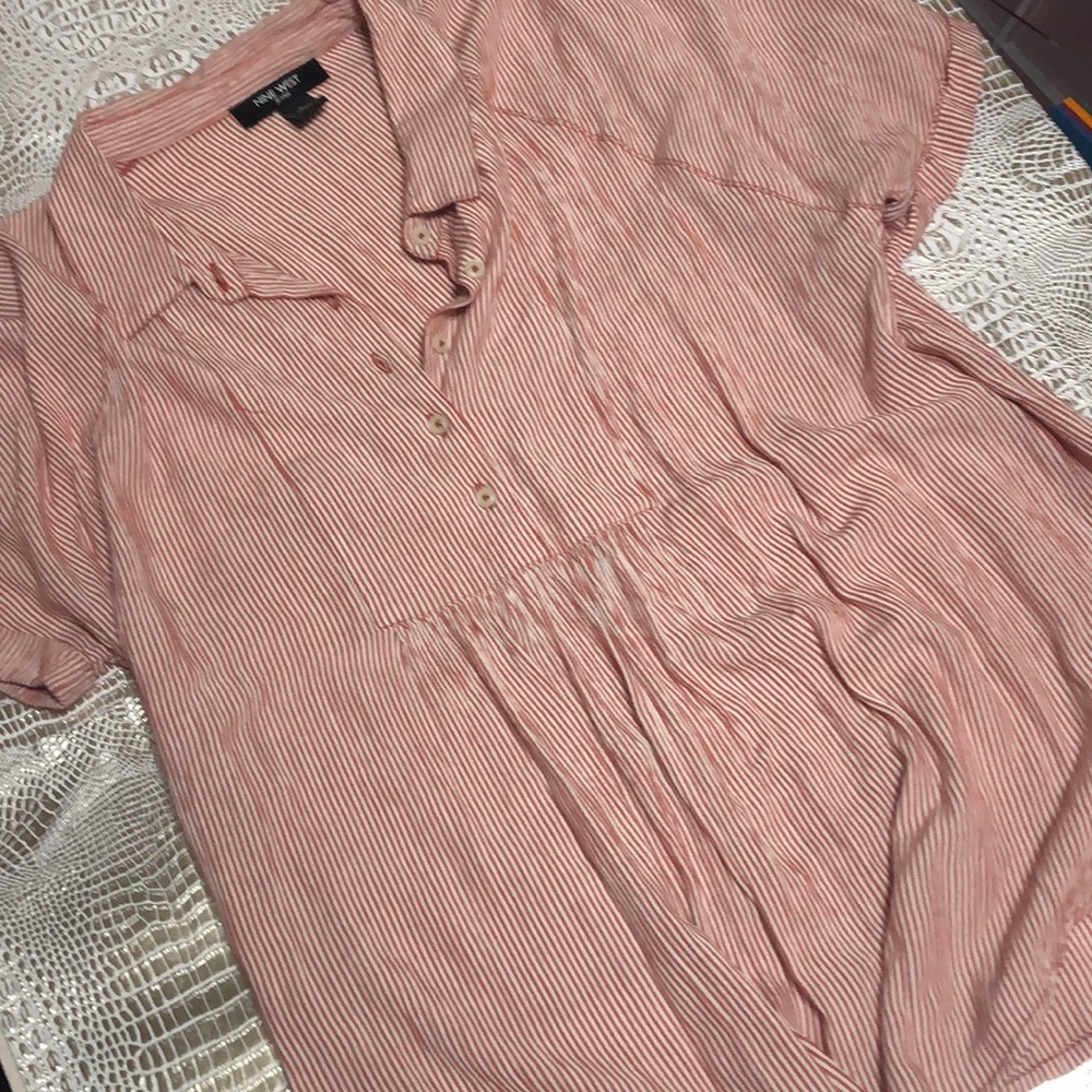 Nine West flows blouse